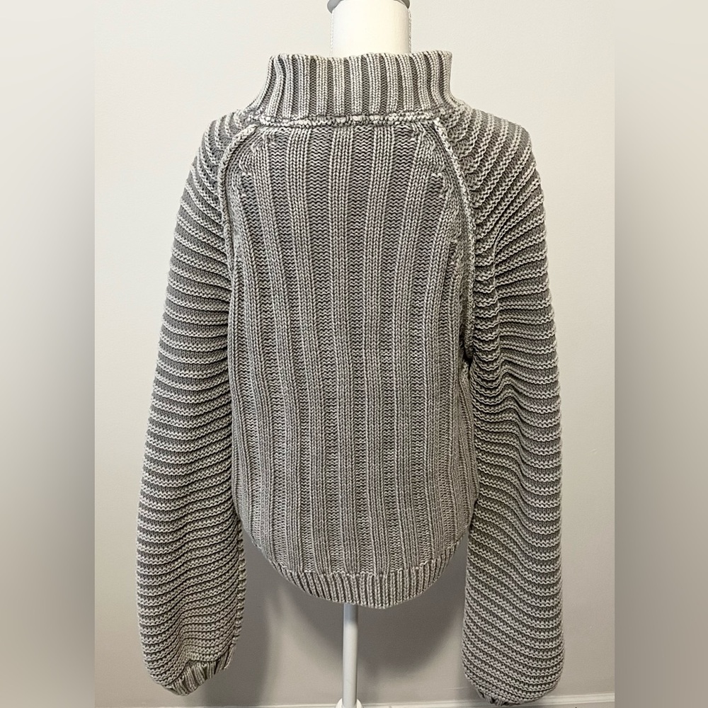 Free People Gray Cotton Sweetheart Ribbed Cropped Sweater with Full Sleeves. Med - Picture 7 of 8